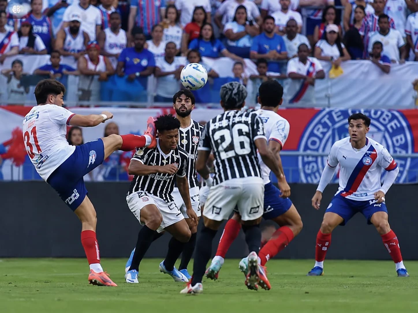 Segundo gol do Bahia anulado.